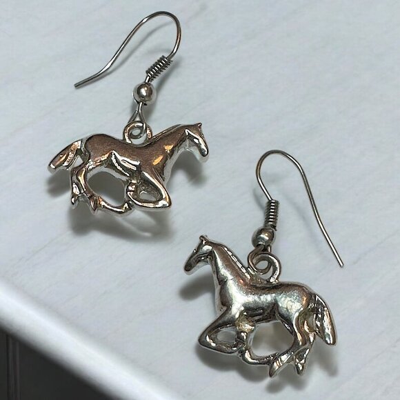 Horse Silver Tone Pierced Earrings Dangling Equestrian Theme - Picture 1 of 3